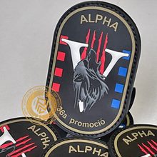 Cargar imagen en el visor de la galería, EMBLEMA PROMOCIÓ XXXVI MOSSOS D´ESQUADRA SECC ALPHA AÑO 2023