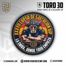 Cargar imagen en el visor de la galería, EMBLEMA CONMEMORATIVO TORO 30 - CURSO XXXVII DE EJECUCIÓN PARA U.I.P.