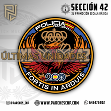 Cargar imagen en el visor de la galería, EMBLEMA CONMEMORATIVO SECCIÓN 42 P.N. E.B. PROMOCIÓN XL