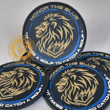 Cargar imagen en el visor de la galería, EMBLEMA HONOR THE BLUE