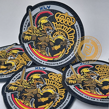 Cargar imagen en el visor de la galería, EMBLEMA CONMEMORATIVO SECCIÓN 45 P.N. E.B. PROMOCIÓN XXXIX