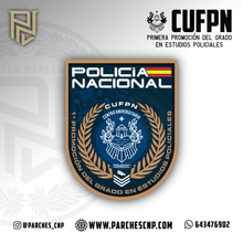 Cargar imagen en el visor de la galería, EMBLEMA CONMEMORATIVO 1ª PROMOCIÓN DEL GRADO EN ESTUDIOS POLICIALES (CUFPN)