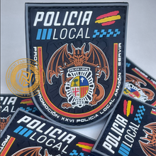 Cargar imagen en el visor de la galería, EMBLEMA CONMEMORATIVO PROMOCIÓN XXVI POLICIA LOCAL ARAGON 2023