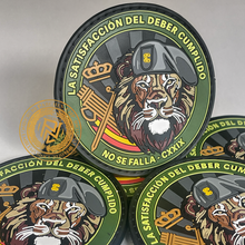 Cargar imagen en el visor de la galería, EMBLEMA CONMEMORATIVO G.C. PROMOCION CXXIX 2023-24 (NO SE FALLA)
