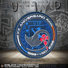 Cargar imagen en el visor de la galería, EMBLEMA CONMEMORATIVO XXX ANIVERSARIO VIII U.I.P. RAYA - VIGO