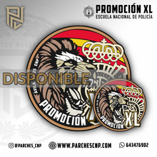 Cargar imagen en el visor de la galería, EMBLEMA CONMEMORATIVO P.N. E.B. PROMOCIÓN XL