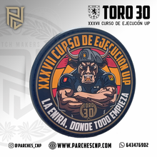 Cargar imagen en el visor de la galería, EMBLEMA CONMEMORATIVO TORO 30 - CURSO XXXVII DE EJECUCIÓN PARA U.I.P.