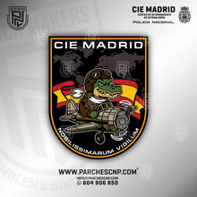 Cargar imagen en el visor de la galería, EMBLEMA DE BRAZO C.I.E. MADRID