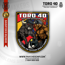 Cargar imagen en el visor de la galería, EMBLEMA TORO 40 - CURSO XXXVIII UIP - 2025 TURNO A