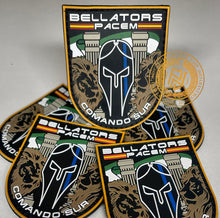 Cargar imagen en el visor de la galería, EMBLEMA BELLATORS PACEM COMANDO SUR