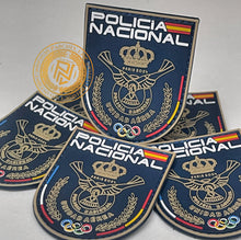 Cargar imagen en el visor de la galería, EMBLEMA UNIDAD DE MÉDIOS AÉREOS JJ.OO PARÍS 2024 POLICÍA NACIONAL