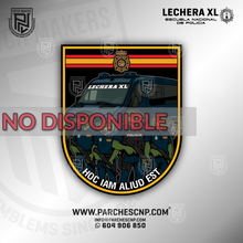 Cargar imagen en el visor de la galería, EMBLEMA CONMEMORATIVO LECHERA XL - CAIMANORROS PN