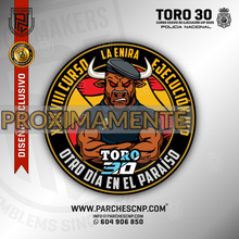 Cargar imagen en el visor de la galería, EMBLEMA TORO 30- CURSO XXXVIII UIP - 2025