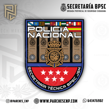 Cargar imagen en el visor de la galería, EMBLEMA NO OFICIAL DE LA SECRETARÍA TÉCNICA DE LA B.P.S.C. DE MADRID (BANDERAS DE MIEMBROS QUE COMPONEN DICHA SECRETARIA)