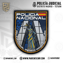 Cargar imagen en el visor de la galería, EMBLEMA DE BRAZO DE POLICÍA JUDICIAL DE LA COMISARÍA DE DISTRITO TETUÁN DE MADRID