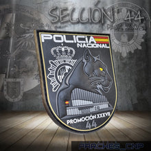 Cargar imagen en el visor de la galería, EMBLEMA CONMEMORATIVO DE LA SECCIÓN 44 DE LA PROMOCIÓN XXXVII