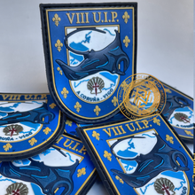 Cargar imagen en el visor de la galería, EMBLEMA BRAZO VIII U.I.P. RAYA - A CORUÑA - VIGO