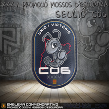 Cargar imagen en el visor de la galería, EMBLEMA PROMOCIÓ XXXVI MOSSOS D´ESQUADRA SEC06 AÑO 2023