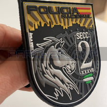 Cargar imagen en el visor de la galería, EMBLEMA CONMEMORATIVO DE LA SECCIÓN 02 DE LA PROMOCIÓN XXXVII