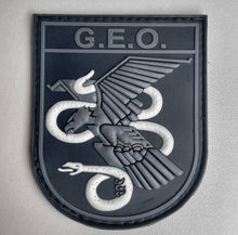 Cargar imagen en el visor de la galería, EMBLEMA GRUPO ESPECIAL DE OPERACIONES (G.E.O.)
