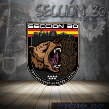 Cargar imagen en el visor de la galería, EMBLEMA CONMEMORATIVO DE LA SECCIÓN 30 DE LA PROMOCIÓN XXXVII