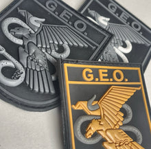 Cargar imagen en el visor de la galería, EMBLEMA GRUPO ESPECIAL DE OPERACIONES (G.E.O.)