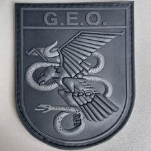 Cargar imagen en el visor de la galería, EMBLEMA GRUPO ESPECIAL DE OPERACIONES (G.E.O.)