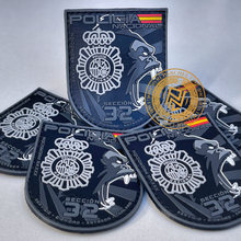 Cargar imagen en el visor de la galería, EMBLEMA CONMEMORATIVO DE LA SECCIÓN 32 DE LA PROMOCIÓN XXXVIII