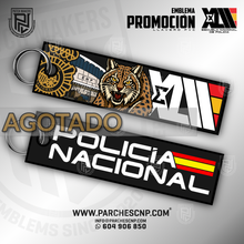 Cargar imagen en el visor de la galería, LLAVERO PVC  PROMOCIÓN XLII E.B. POLICÍA NACIONAL
