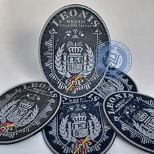 Cargar imagen en el visor de la galería, PLACA EMBLEMA LEONIS - MMXXII SEGURIDAD TACTICA
