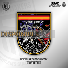 Cargar imagen en el visor de la galería, EMBLEMA O.D.A.C. DE LA COMISARÍA DE USERA TURNO CHARLY
