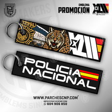 Cargar imagen en el visor de la galería, LLAVERO PVC  PROMOCIÓN XLII E.B. POLICÍA NACIONAL
