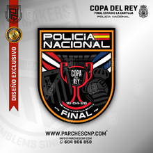 Cargar imagen en el visor de la galería, EMBLEMA CONMEMORATIVO DISPOSITIVO POLICIAL FINAL COPA DEL REY - SEVILLA 2026
