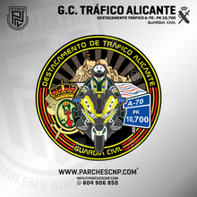Cargar imagen en el visor de la galería, EMBLEMA GUARDIA CIVIL DESTACAMENTO DE TRÁFICO ALICANTE A-70
