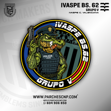 Cargar imagen en el visor de la galería, EMBLEMA CONMEMORATIVO IVASPE BS-62 GRUPO V
