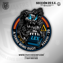 Cargar imagen en el visor de la galería, EMBLEMA SECCION 2ºD PROMOCIÓN XXXVIII ESCALA EJECUTIVA
