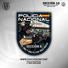 Cargar imagen en el visor de la galería, EMBLEMA SECCIÓN 10 PROMOCIÓN XLI - E.B. POLICÍA NACIONAL 2025-26
