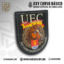 Cargar imagen en el visor de la galería, EMBLEMA CONMEMORATIVO DEL XXV CURSO BÁSICO DE CABALLERÍA 2024
