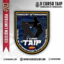 Cargar imagen en el visor de la galería, EMBLEMA II CURSO TAIP - TÉCNICAS DE AUTOPROTECCIÓN E INTERVENCIÓN POLICIAL (FORMACIÓN DE FORMADORES)
