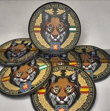 Cargar imagen en el visor de la galería, EMBLEMA CONMEMORATIVO CURSO XXXV DE EJECUCIÓN PARA U.I.P.
