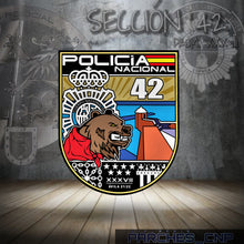 Cargar imagen en el visor de la galería, EMBLEMA CONMEMORATIVO DE LA SECCIÓN 42 DE LA PROMOCIÓN XXXVII

